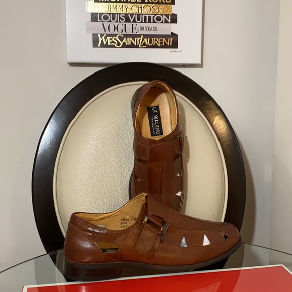 LA Milano Italy collection men’s shoes like new in good condition. - Picture 3 of 9